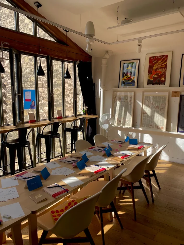 Marion Fritsch pendant un atelier d'écriture